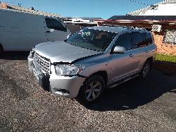 View Auto part Fuel Sending Unit Toyota Kluger 2010