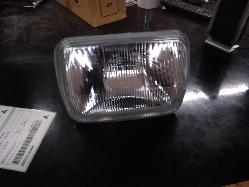 View Auto part Left Headlamp Toyota Hilux 2000