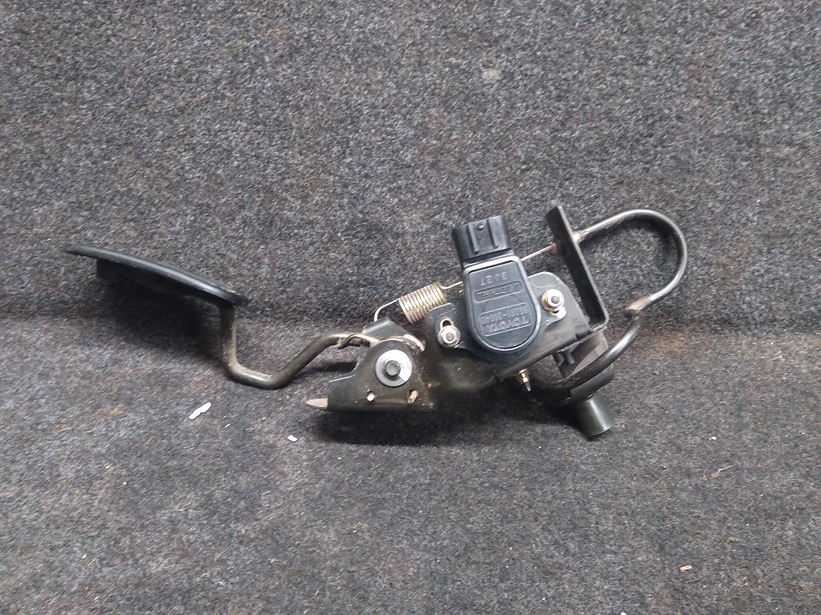 View Auto part Pedal Assembly Toyota Rav4 2004