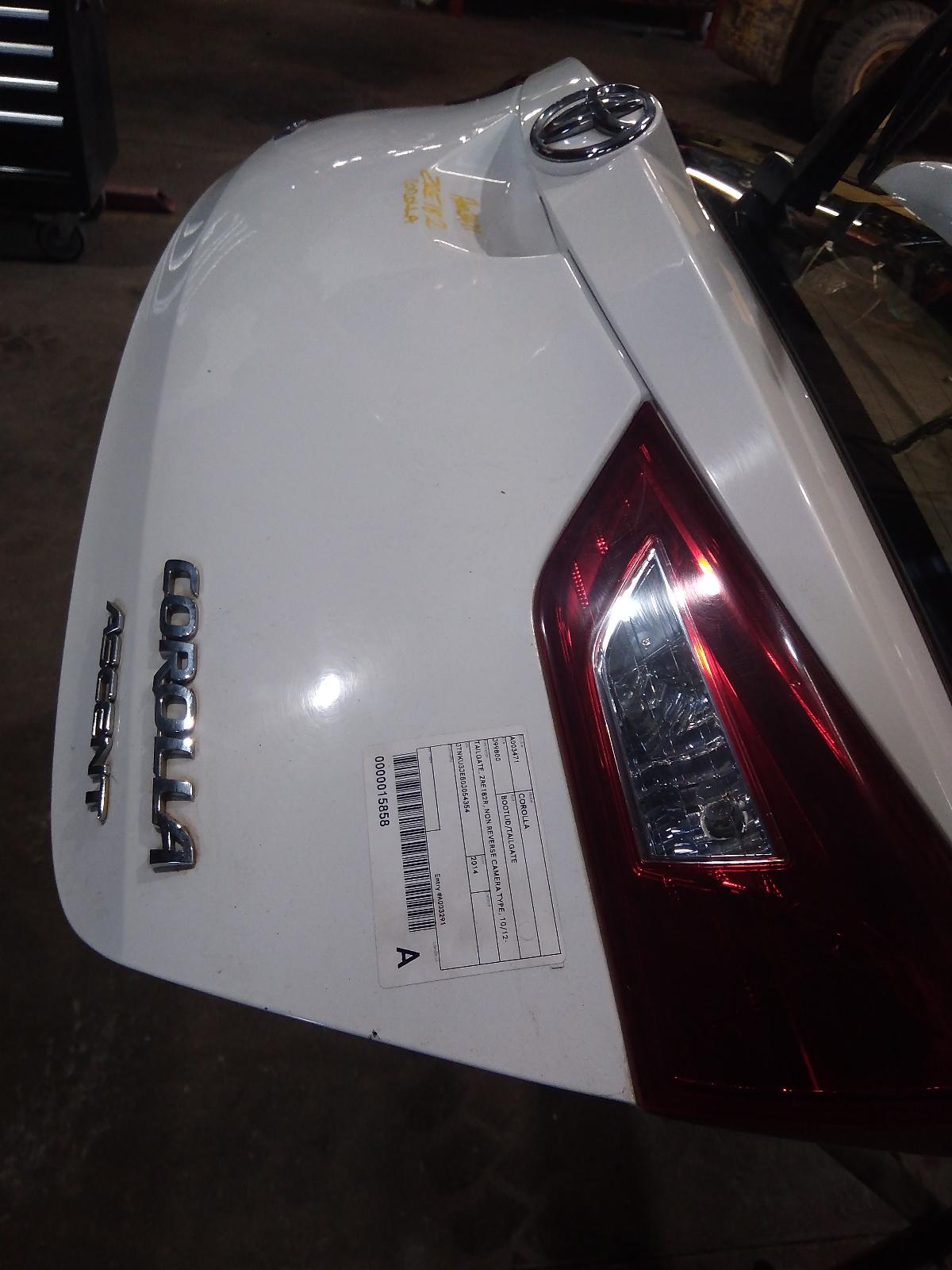 2014 Toyota Corolla Bootlid/Tailgate View Auto part Bootlid/Tailgate Toyota Corolla 2014