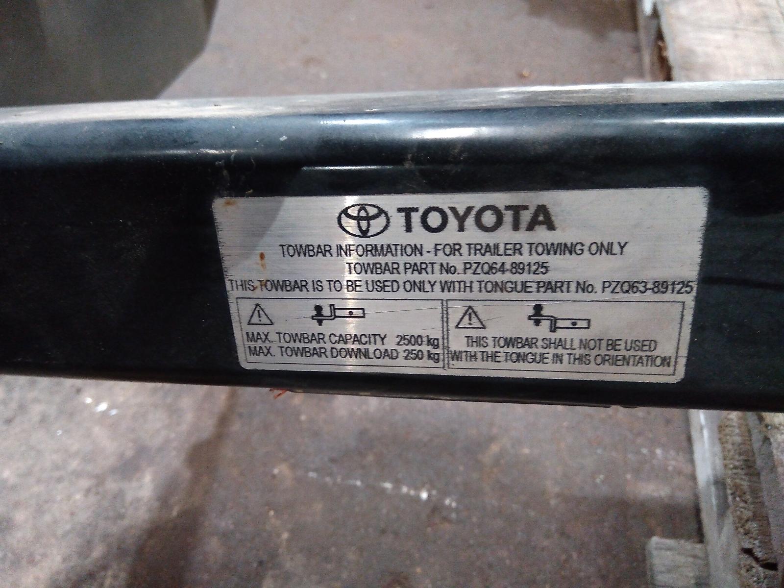 View Auto part Towbar Toyota Hilux 2012