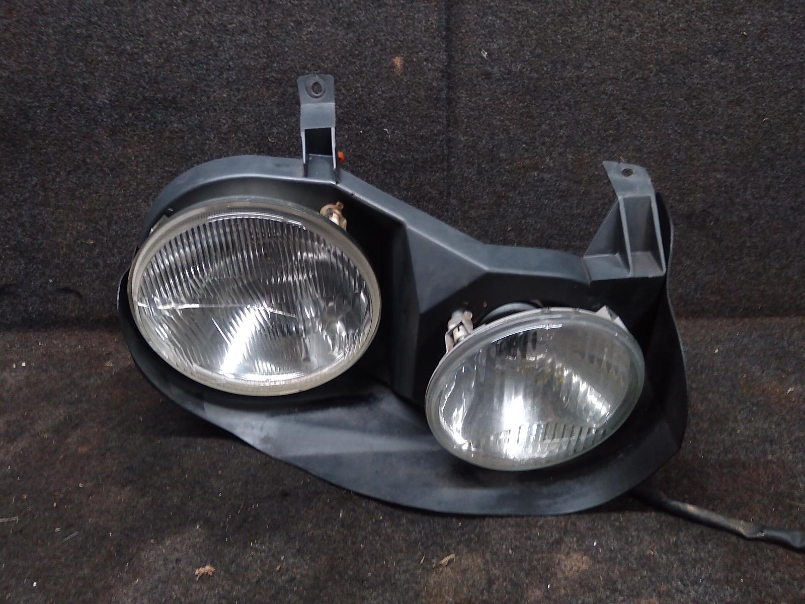 1998 Ford Falcon Right Headlamp View Auto part Right Headlamp Ford Falcon 1998