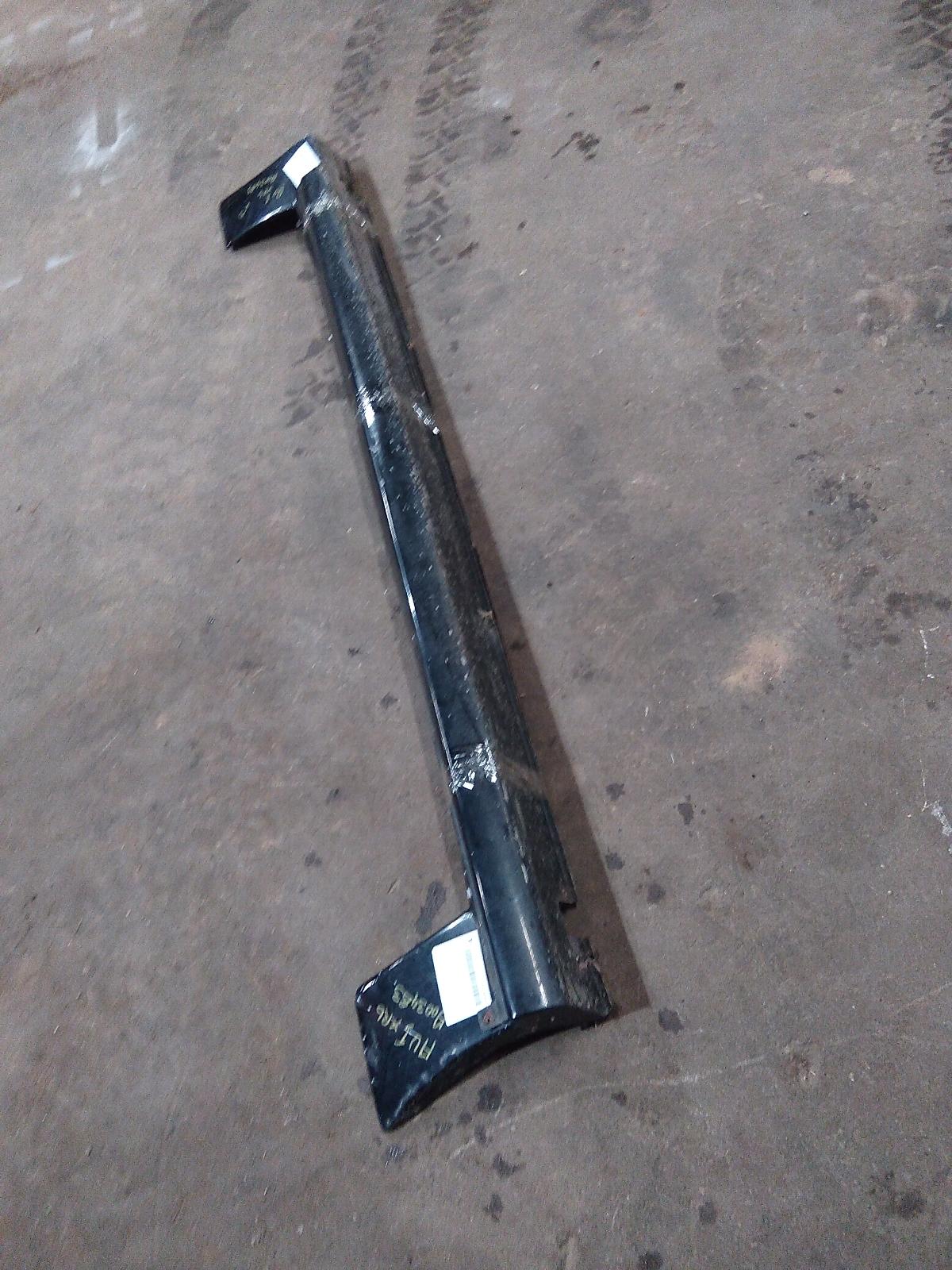 1998 Ford Falcon Side Step/Skirt View Auto part Side Step/Skirt Ford Falcon 1998