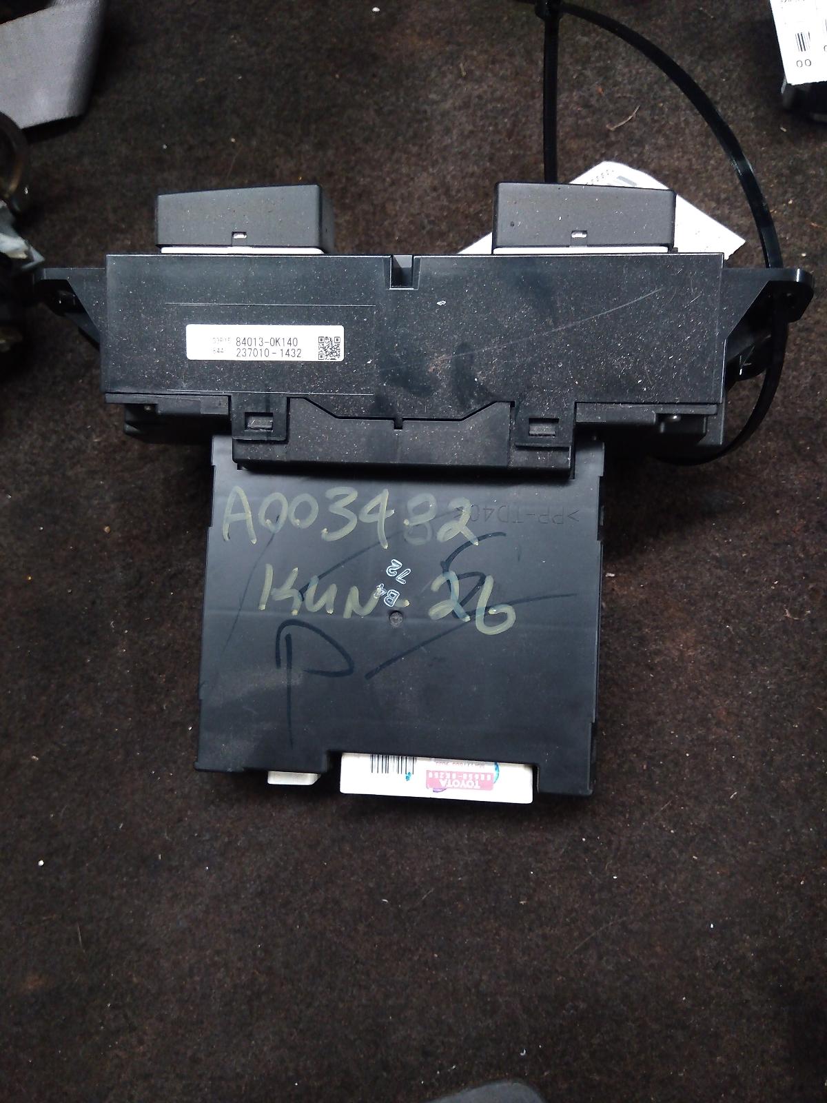 View Auto part Heater/Ac Controls Toyota Hilux 2012