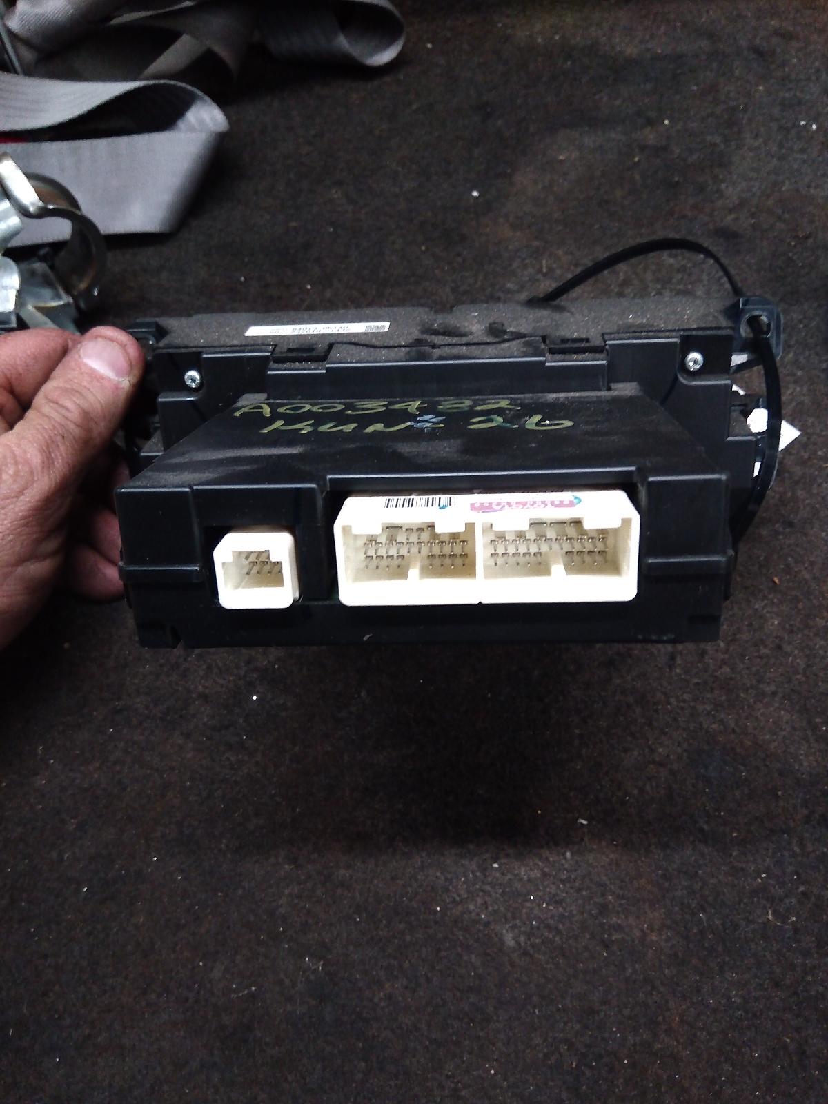 View Auto part Heater/Ac Controls Toyota Hilux 2012