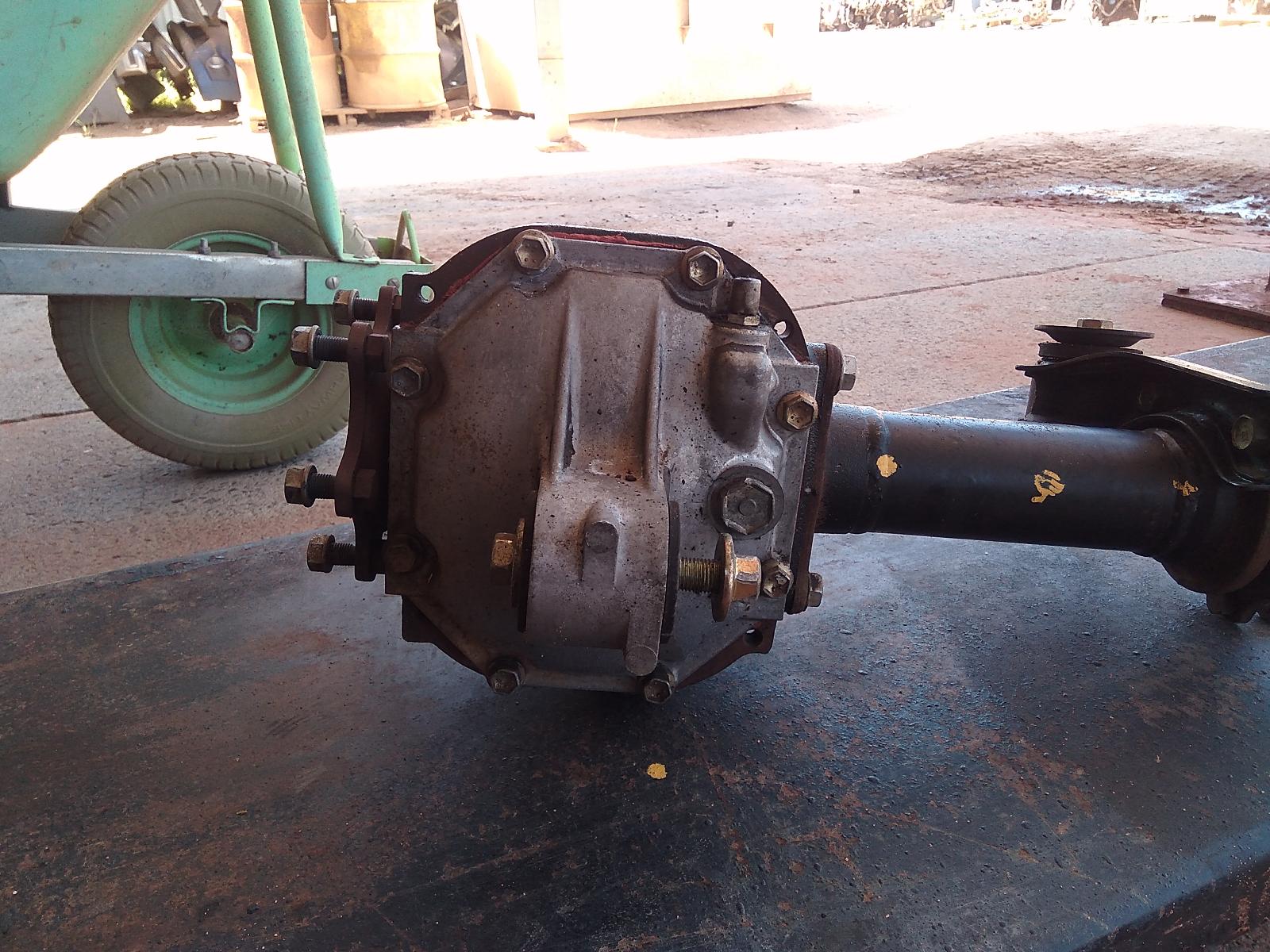 View Auto part Differential Centre Toyota Hilux 2002