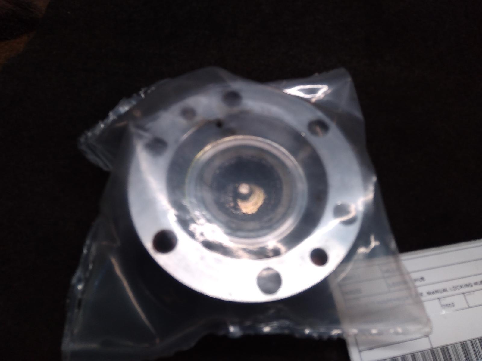 View Auto part Freewhl/Locking Hub Toyota Hilux 2002