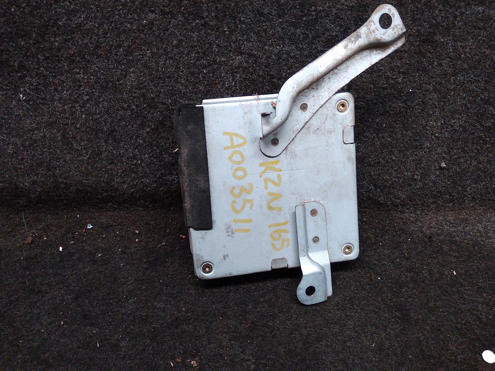 View Auto part Ecu Toyota Hilux 2002