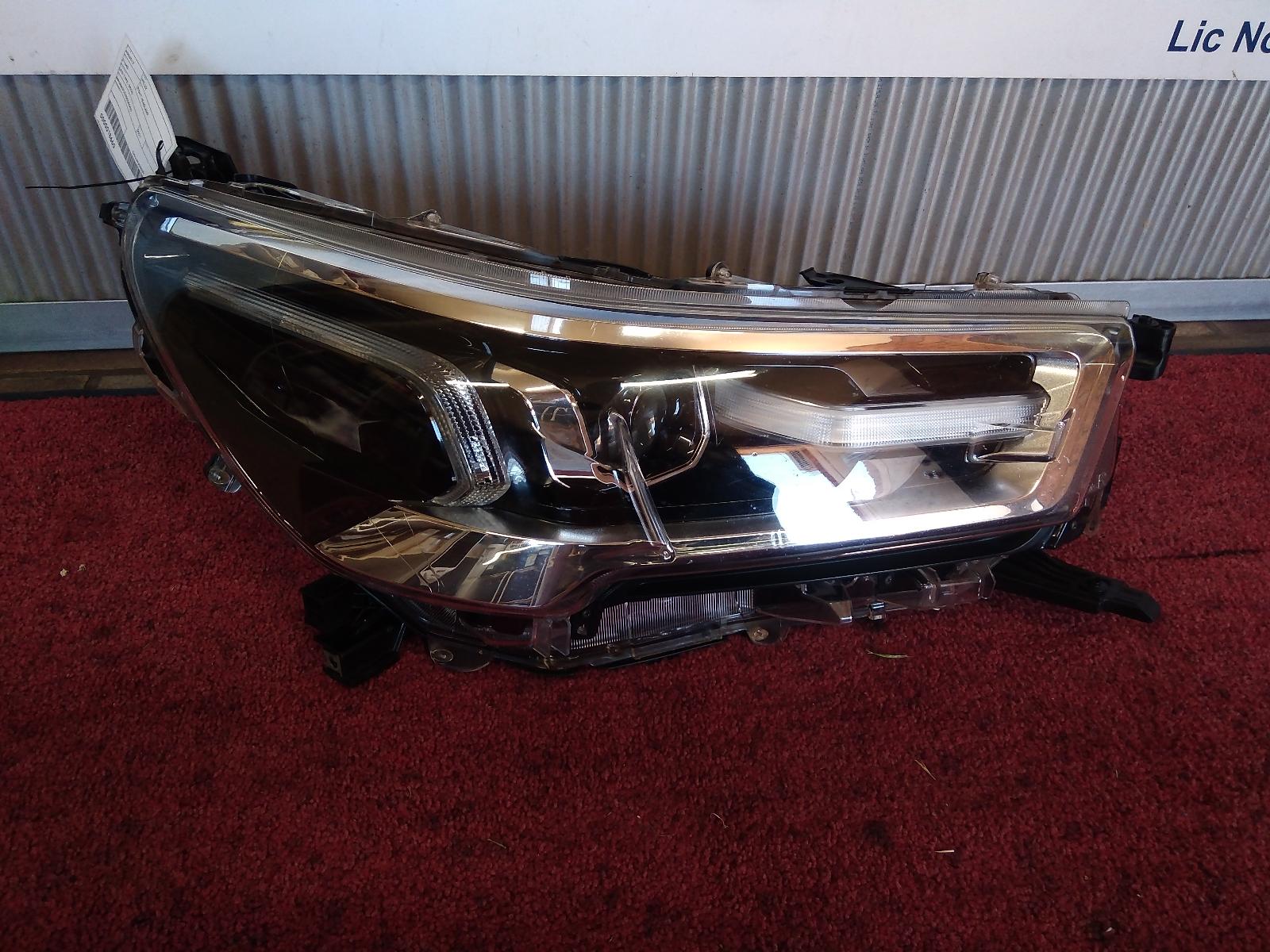 View Auto part Right Headlamp Toyota Hilux 2021