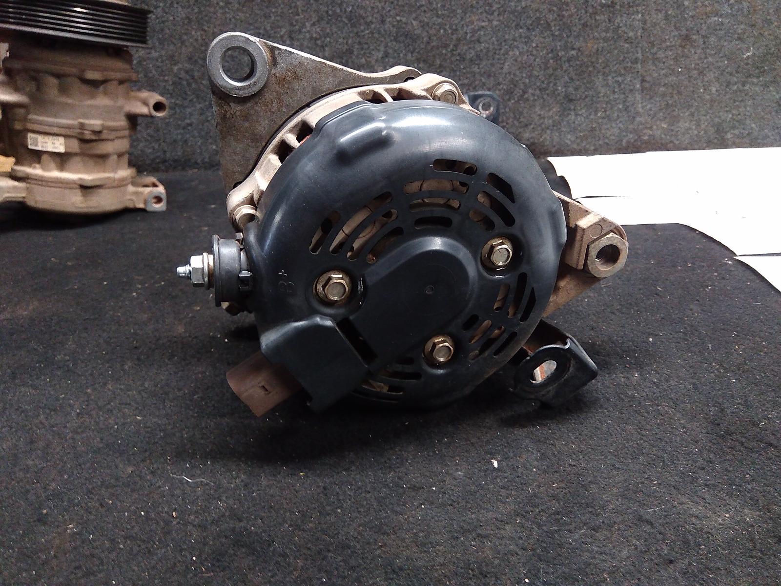 2021 Toyota Hilux Alternator View Auto part Alternator Toyota Hilux 2021