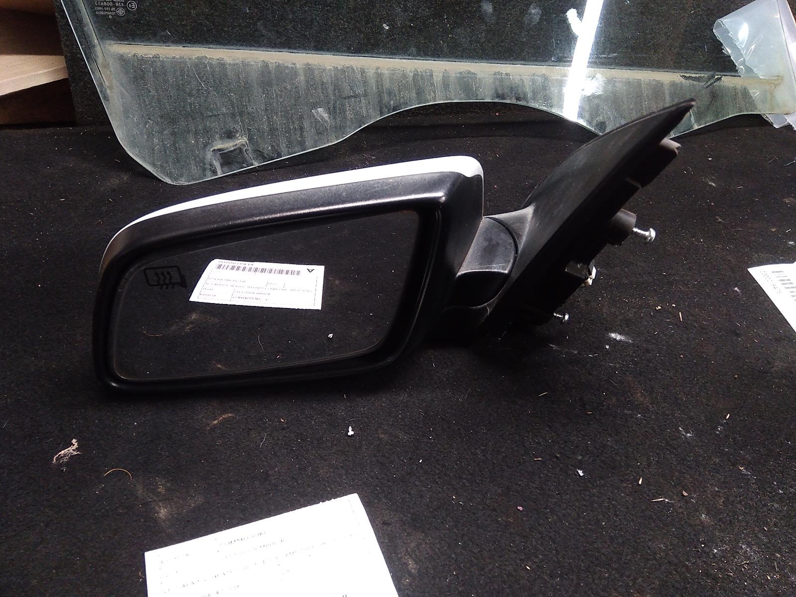 View Auto part Left Door Mirror Holden Commodore 2010