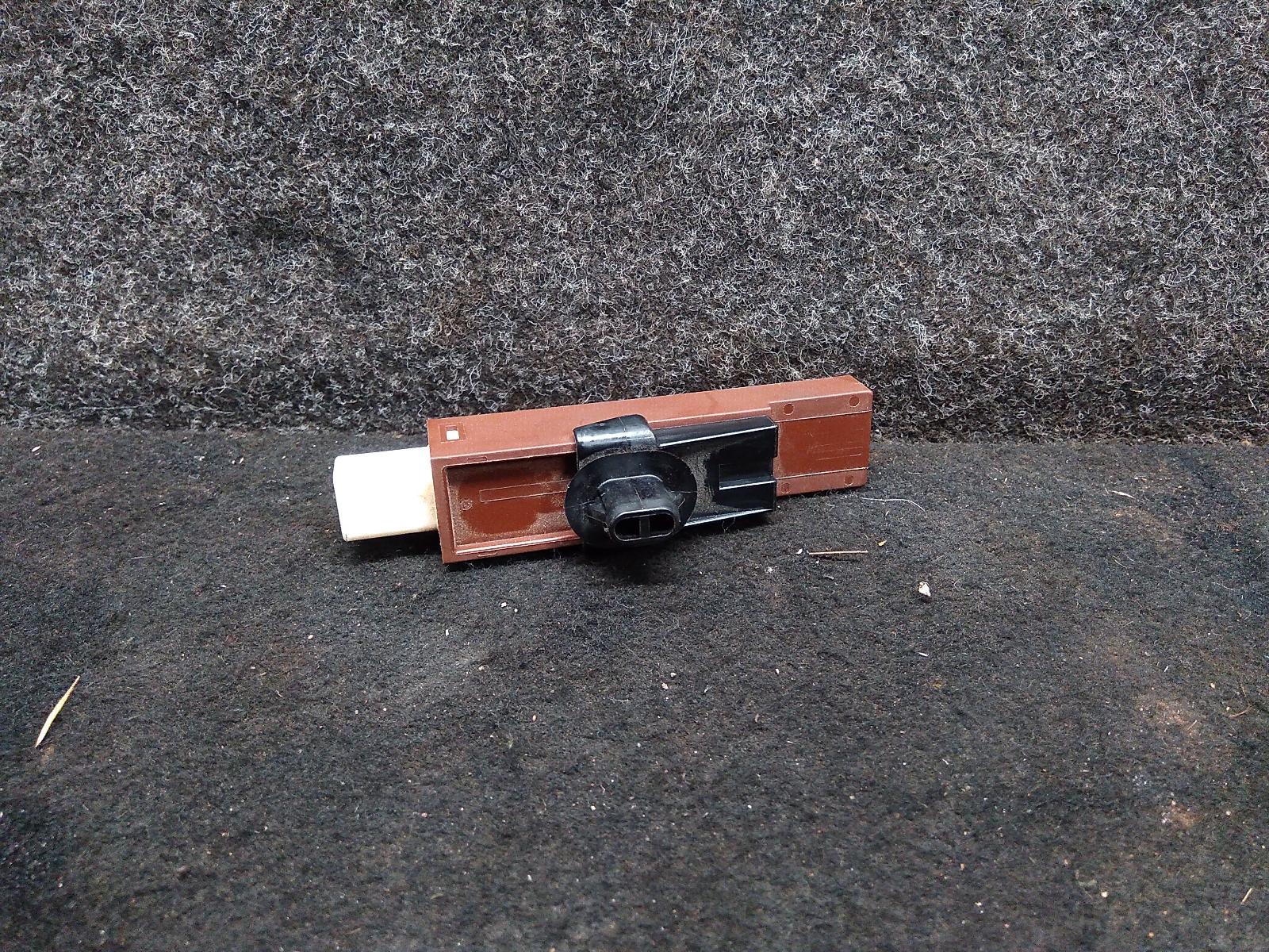 View Auto part Misc Switch/Relay Toyota Hilux 2021