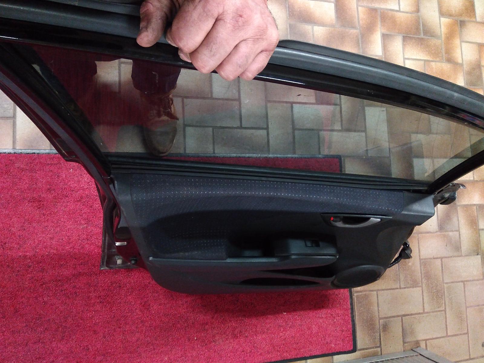 View Auto part Left Front Door Honda Jazz 2010