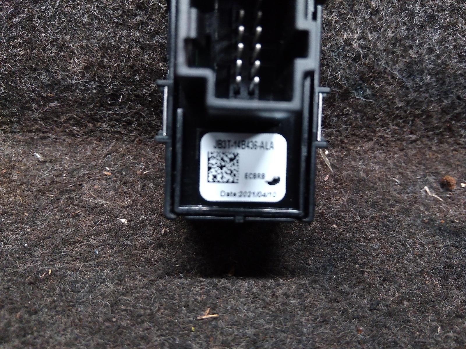 View Auto part Misc Switch/Relay Ford Ranger 2021