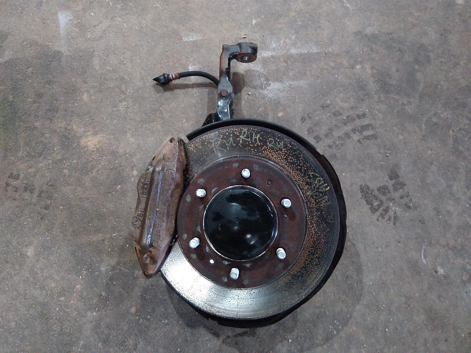 View Auto part Right Front Hub Assembly Toyota Hilux 2011