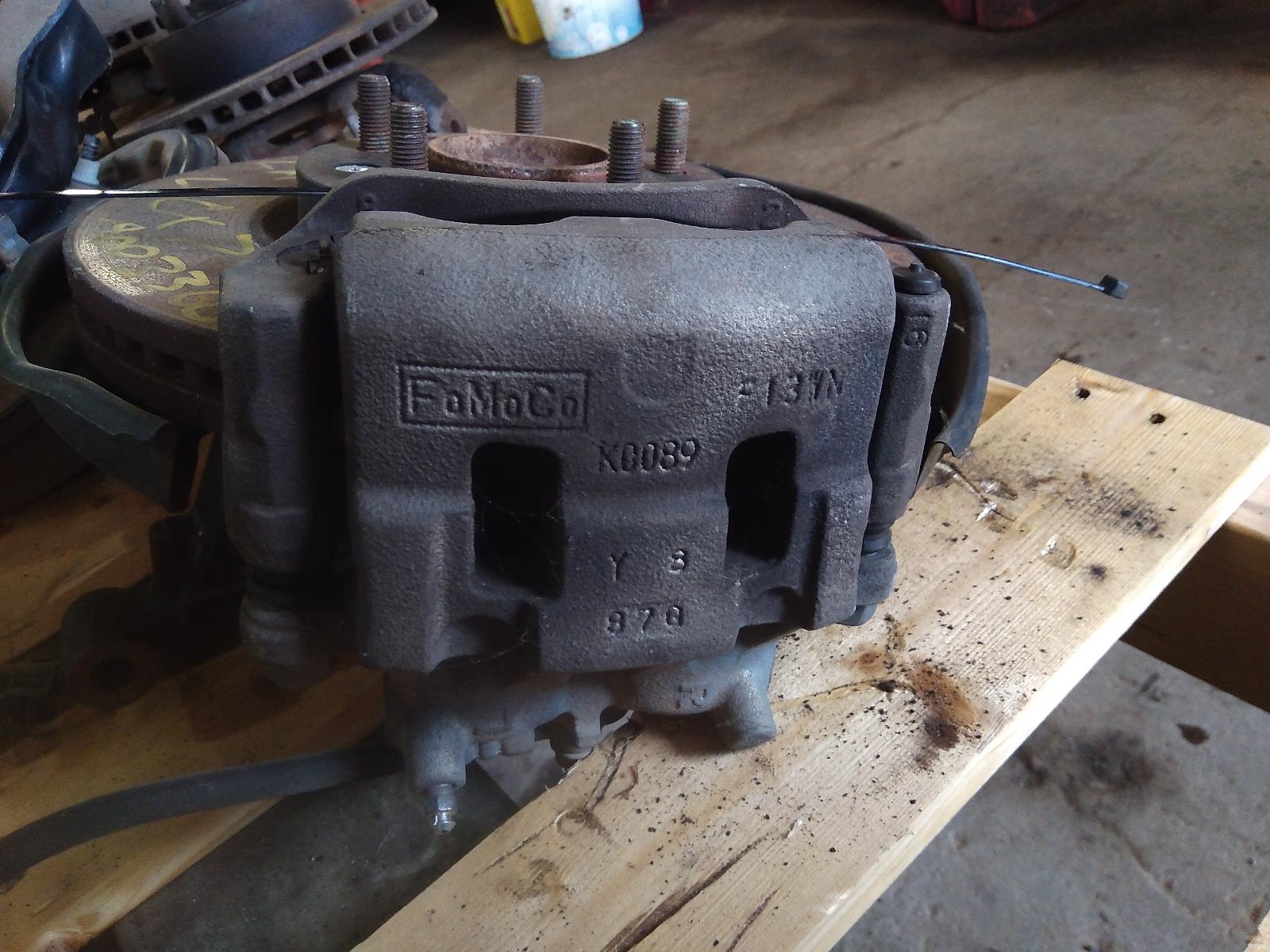 View Auto part Caliper Mazda Cx7 2008