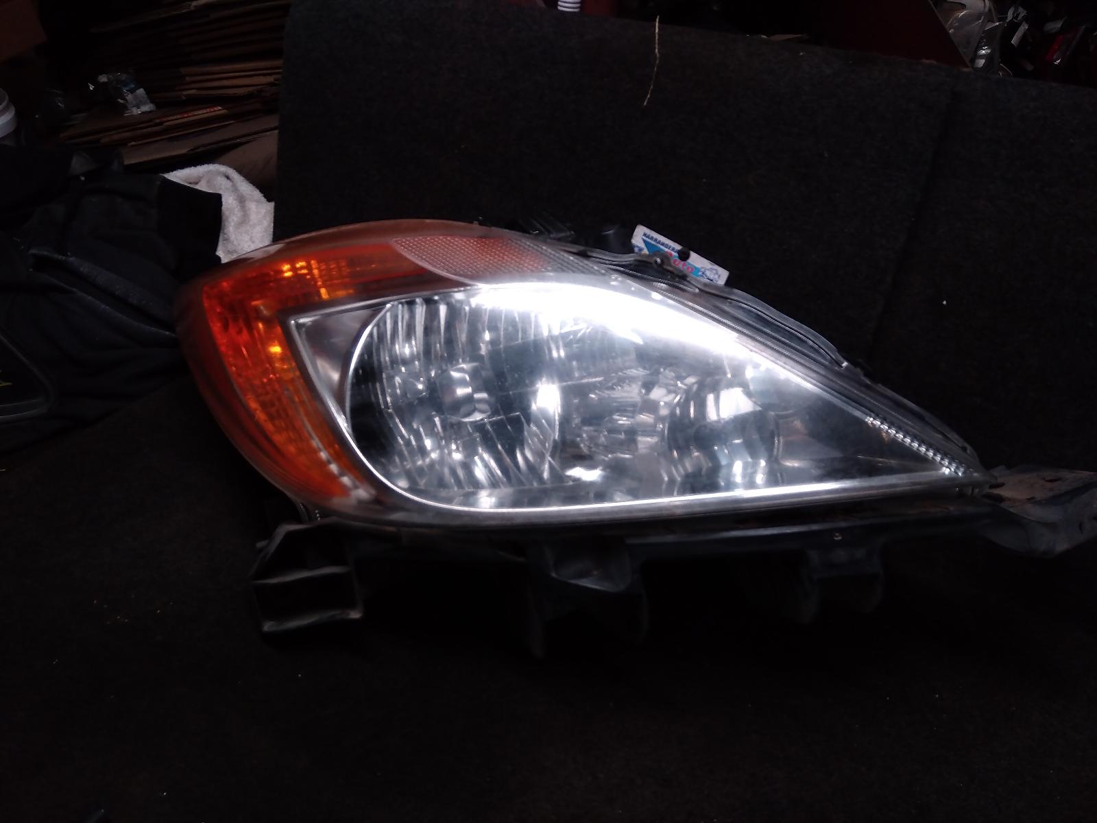View Auto part Right Headlamp Mazda Bt50 2012