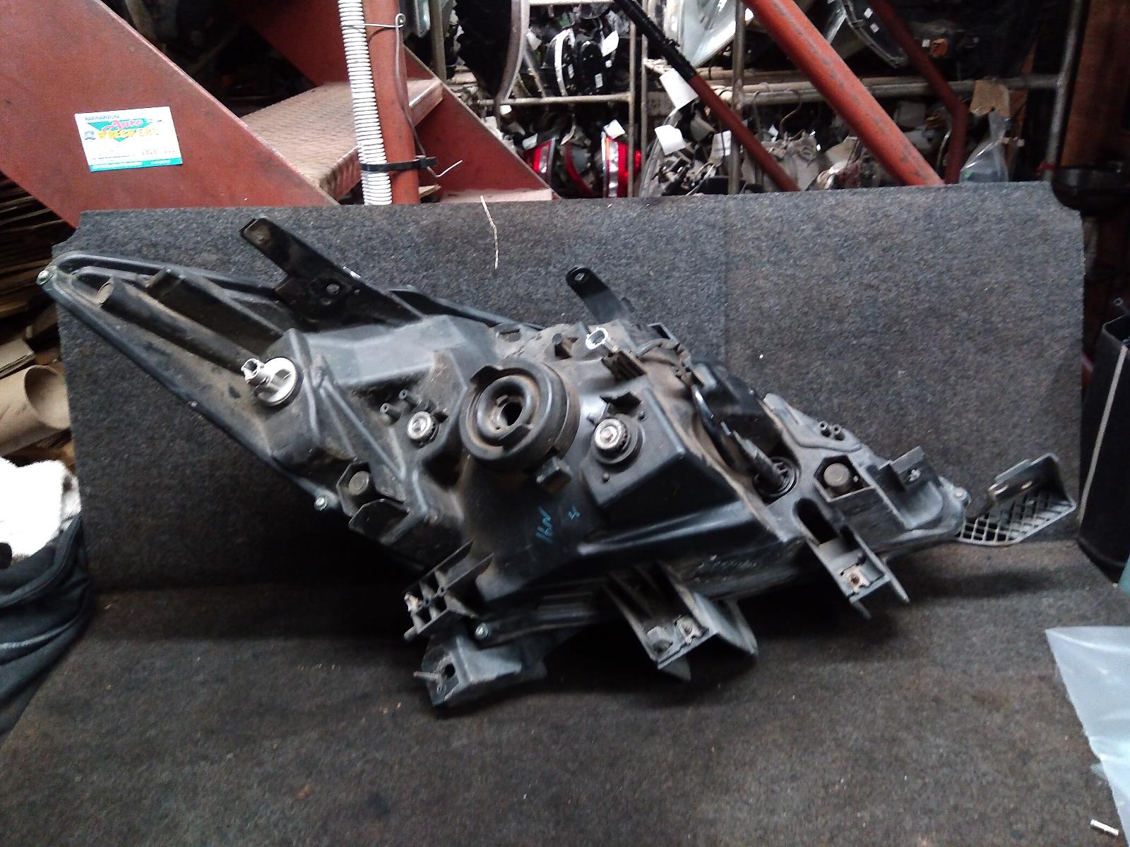 View Auto part Left Headlamp Mazda Bt50 2012