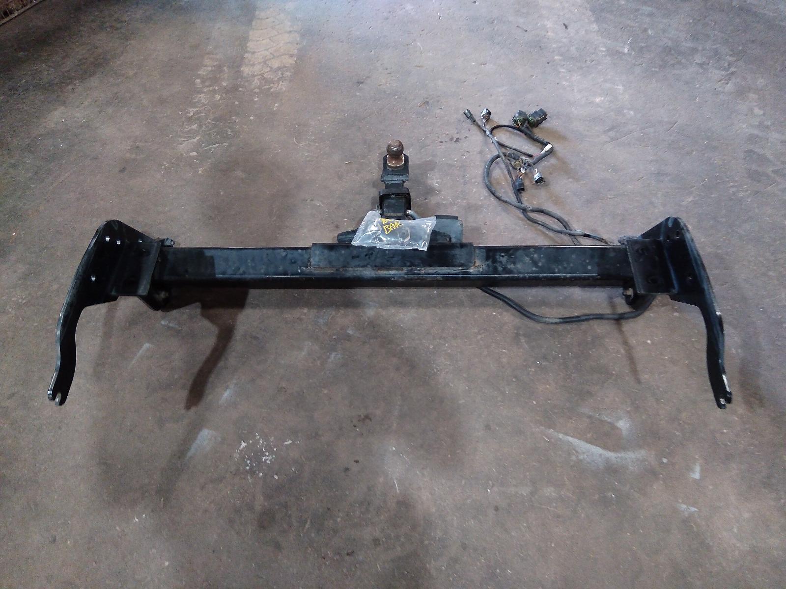 View Auto part Towbar Mazda Bt50 2012