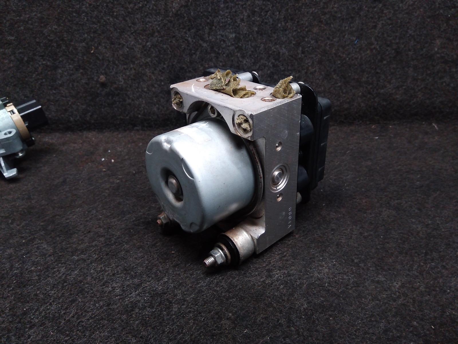 View Auto part Abs Pump/Modulator Mazda 6 2006
