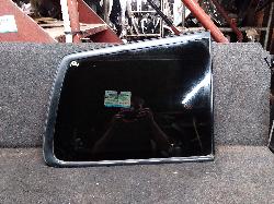 View Auto part Right Rear Side Glass Toyota Kluger 2010