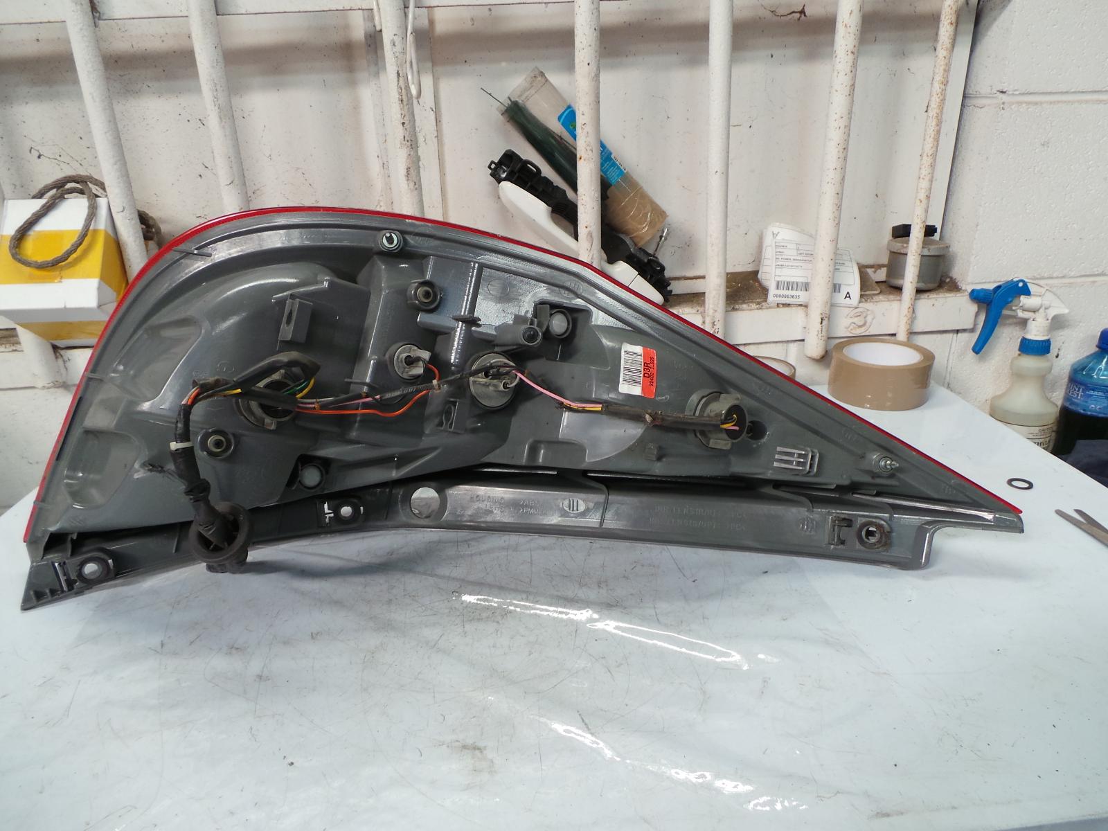 View Auto part Right Taillight Hyundai I30 2009
