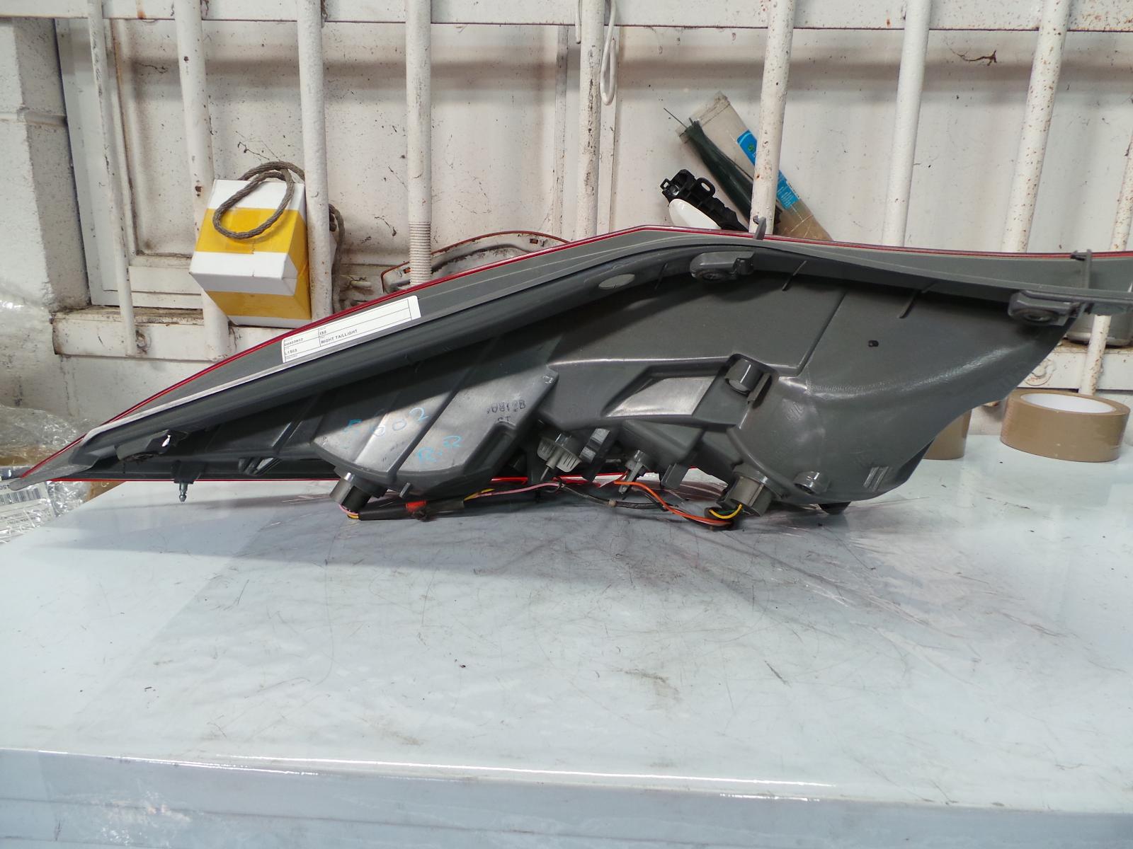 View Auto part Right Taillight Hyundai I30 2009