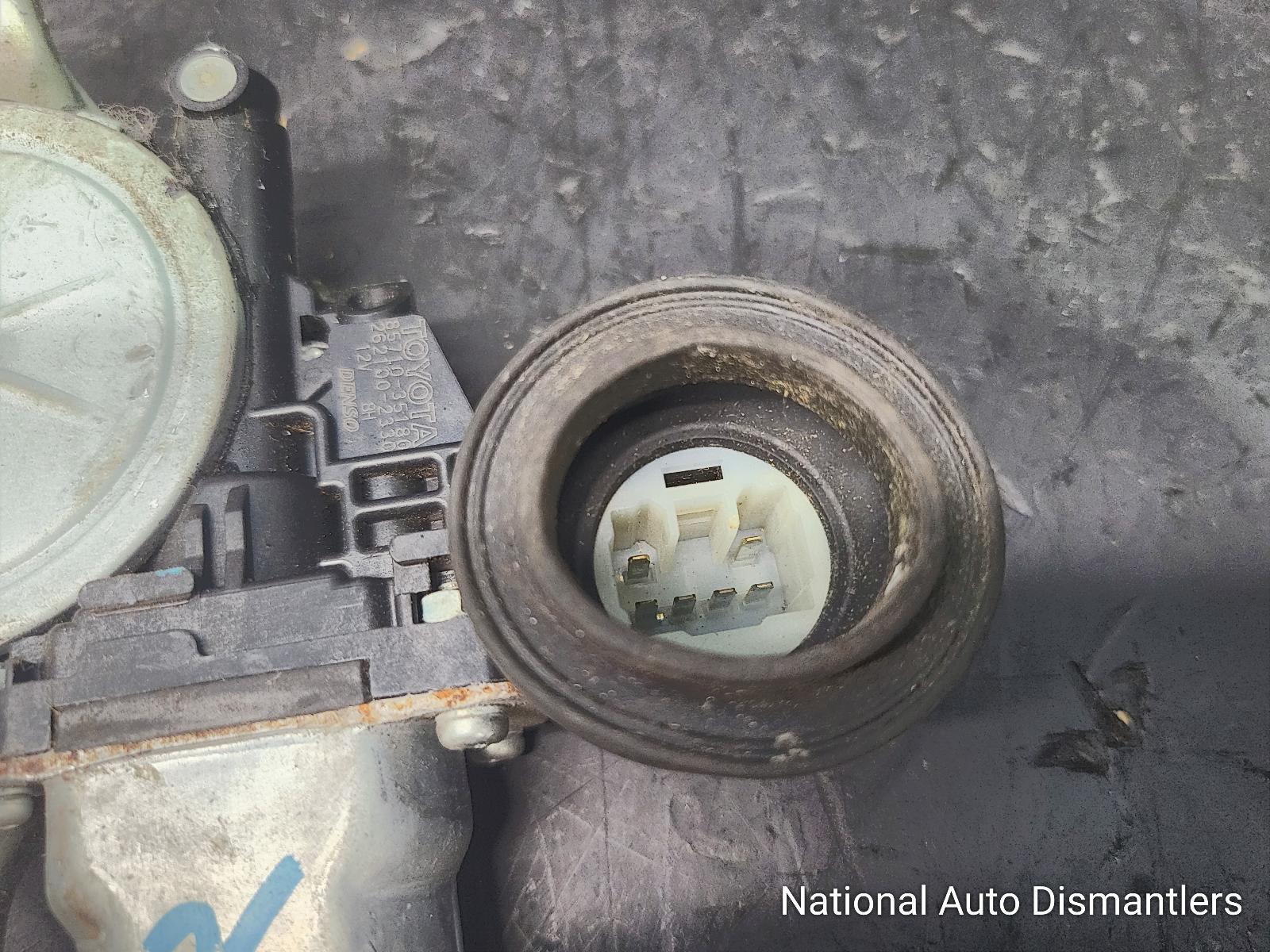 View Auto part Right Rear Wnd Reg/Motor Toyota Prius 2006
