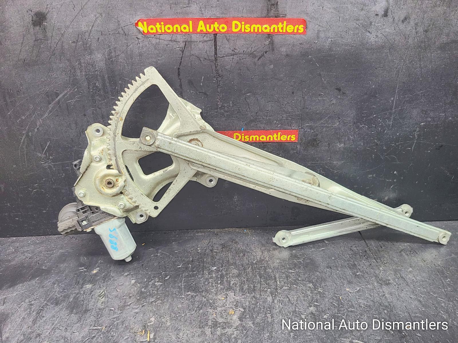 View Auto part Right Rear Wnd Reg/Motor Toyota Prius 2006