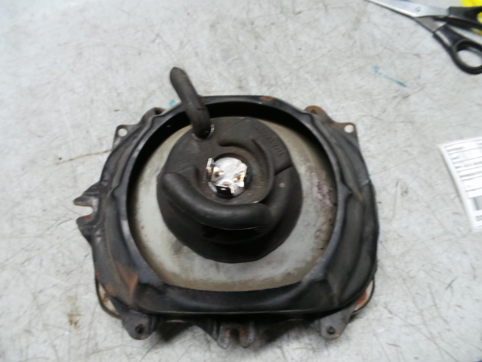2003 Mitsubishi Triton Right Headlamp View Auto part Right Headlamp Mitsubishi Triton 2003