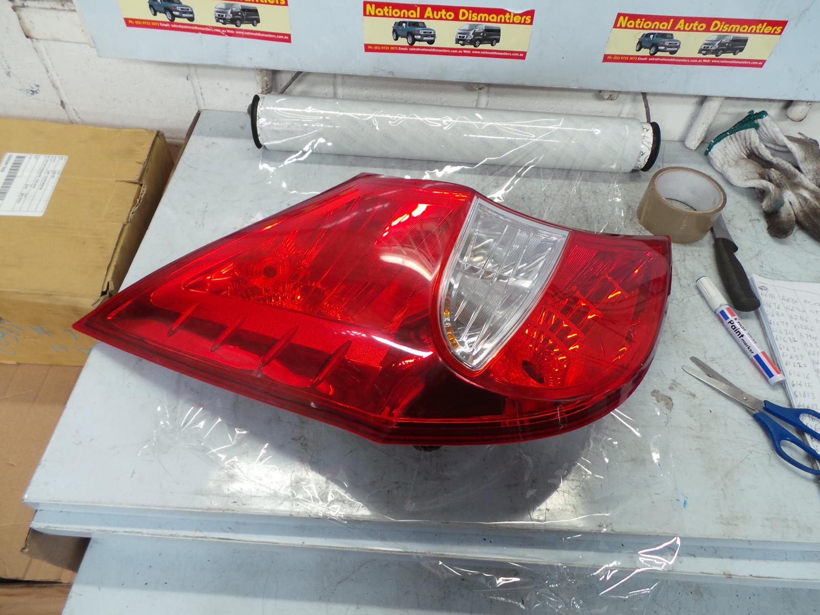 2013 Hyundai Accent Left Taillight View Auto part Left Taillight Hyundai Accent 2013