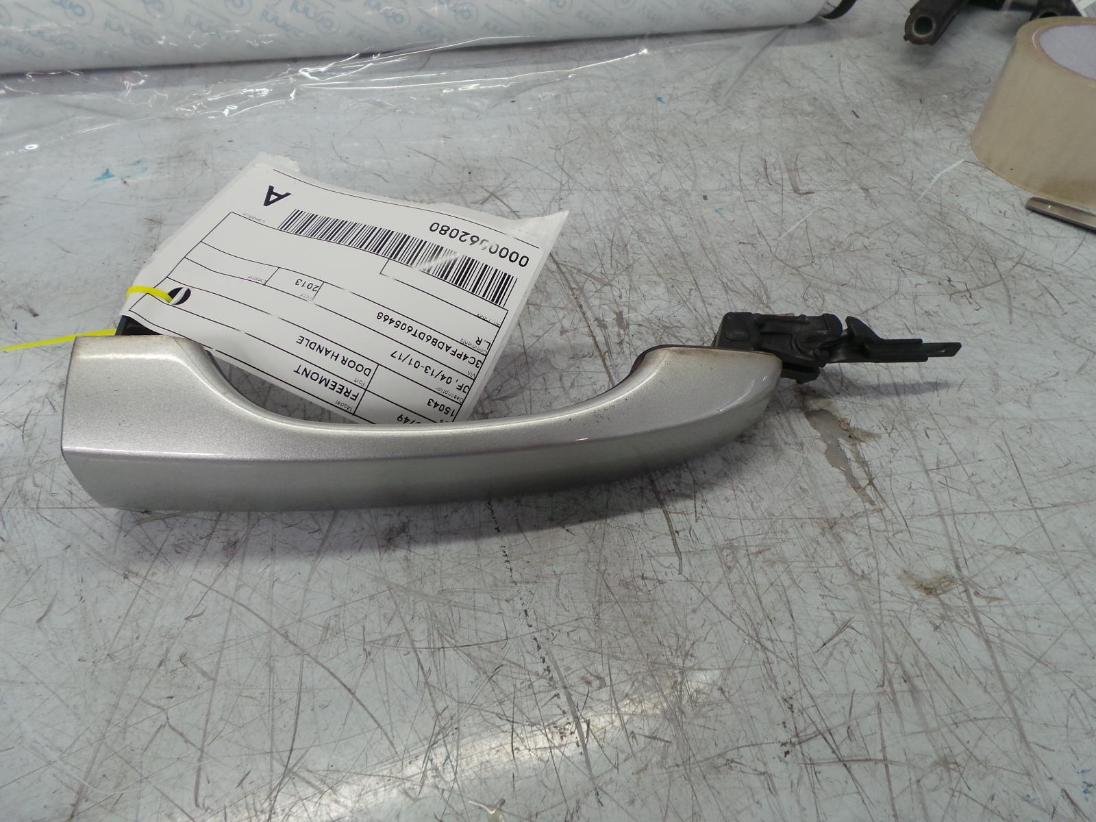 View Auto part Door Handle Fiat Freemont 2013