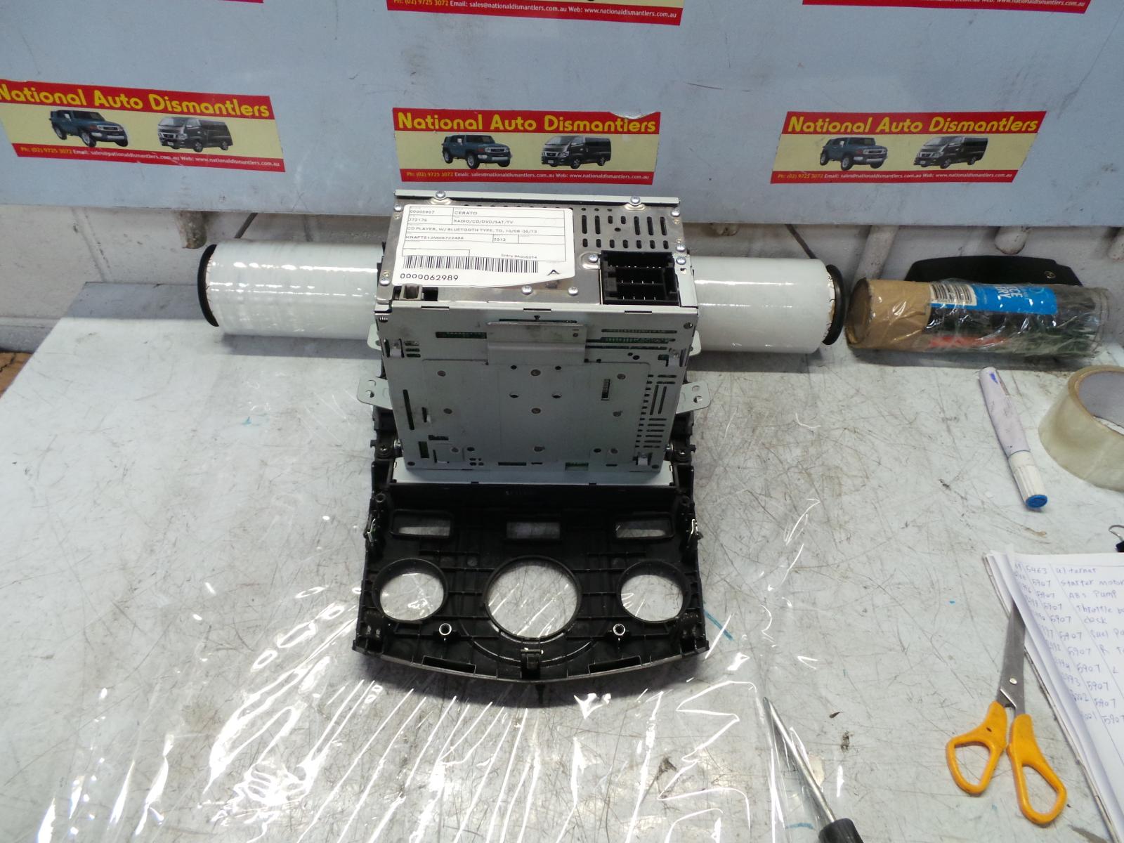 View Auto part Radio/Cd/Dvd/Sat/Tv Kia Cerato 2013