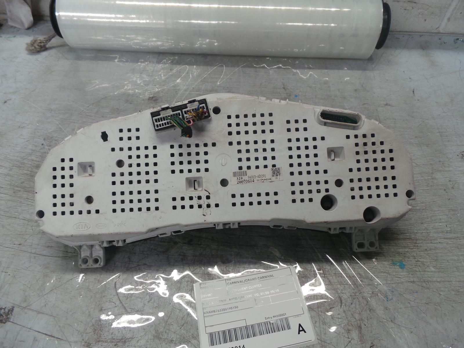 2007 Kia Carnival/grand Carnival Instrument Cluster View Auto part Instrument Cluster Kia Carnival/grand Carnival 2007