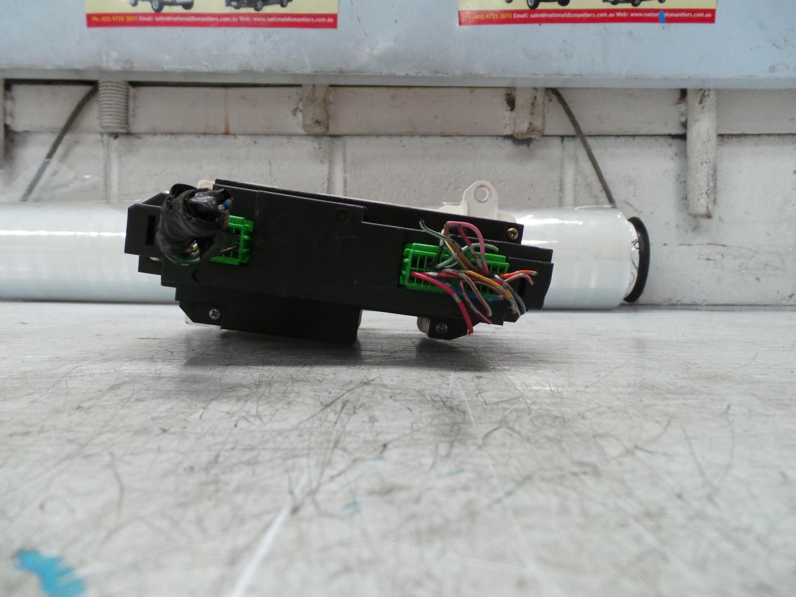 View Auto part Heater/Ac Controls Honda Civic 2004