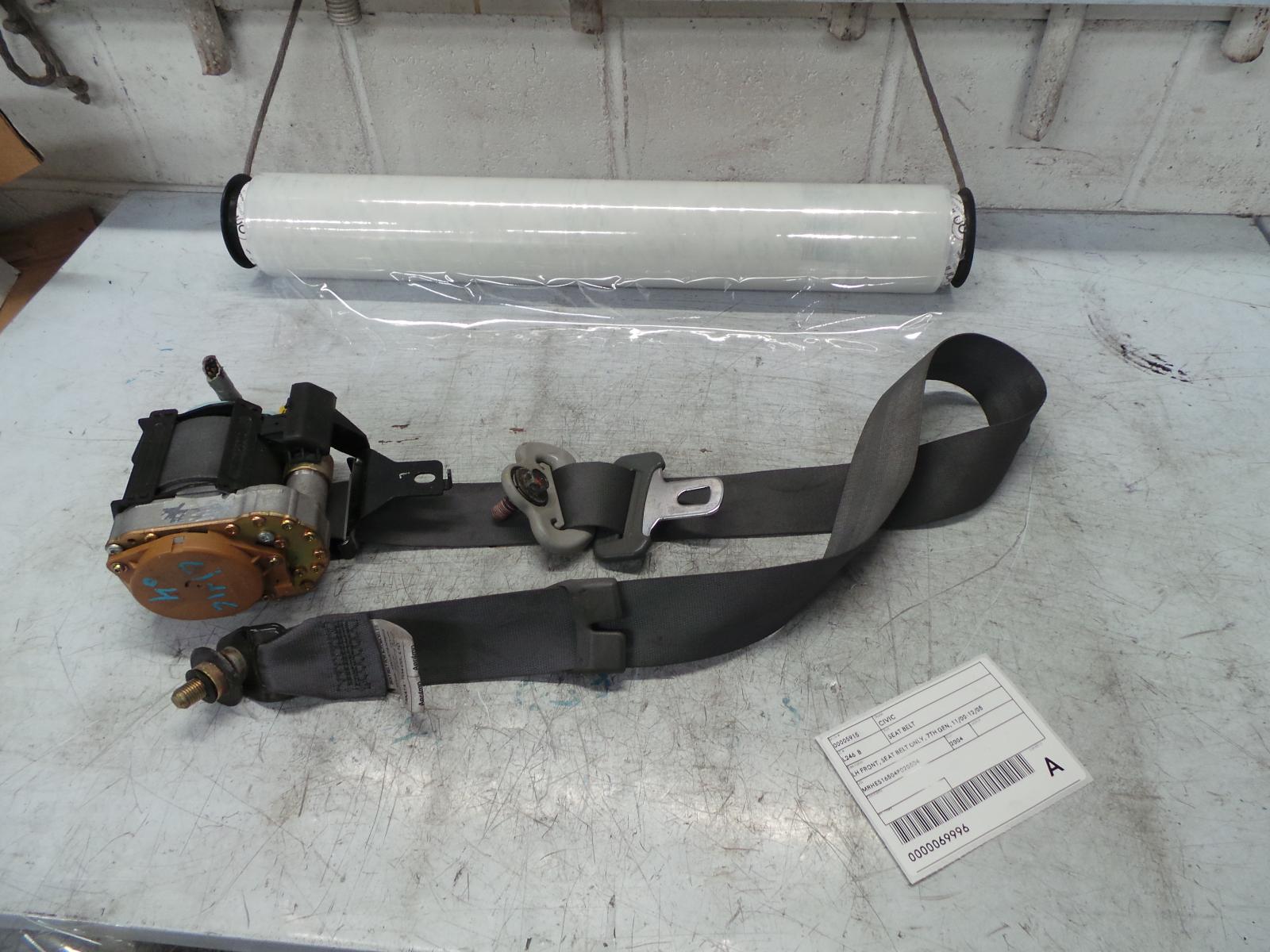 View Auto part Seatbelt/Stalk Honda Civic 2004