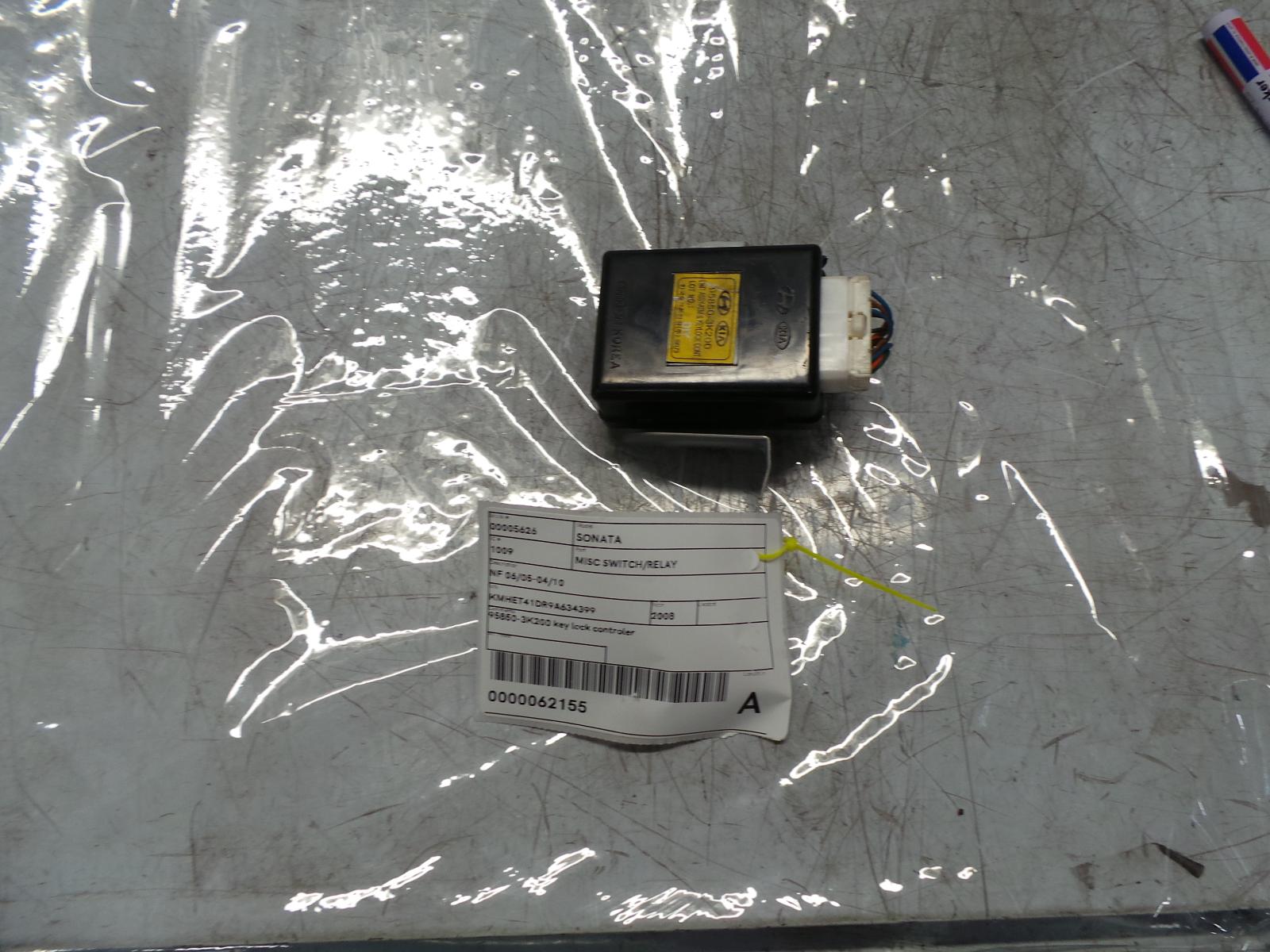 View Auto part Misc Switch/Relay Hyundai Sonata 2008