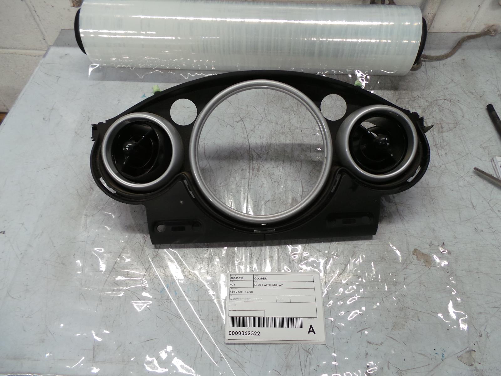 View Auto part Misc Switch/Relay Mini Cooper 2005
