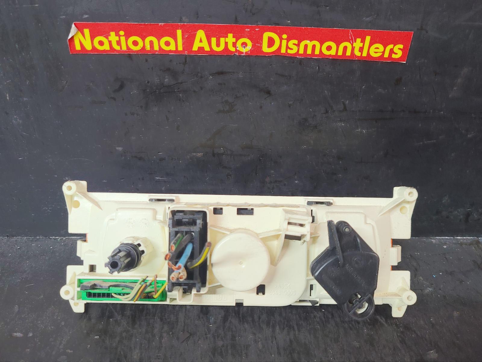 2005 Mini Cooper Heater/Ac Controls View Auto part Heater/Ac Controls Mini Cooper 2005