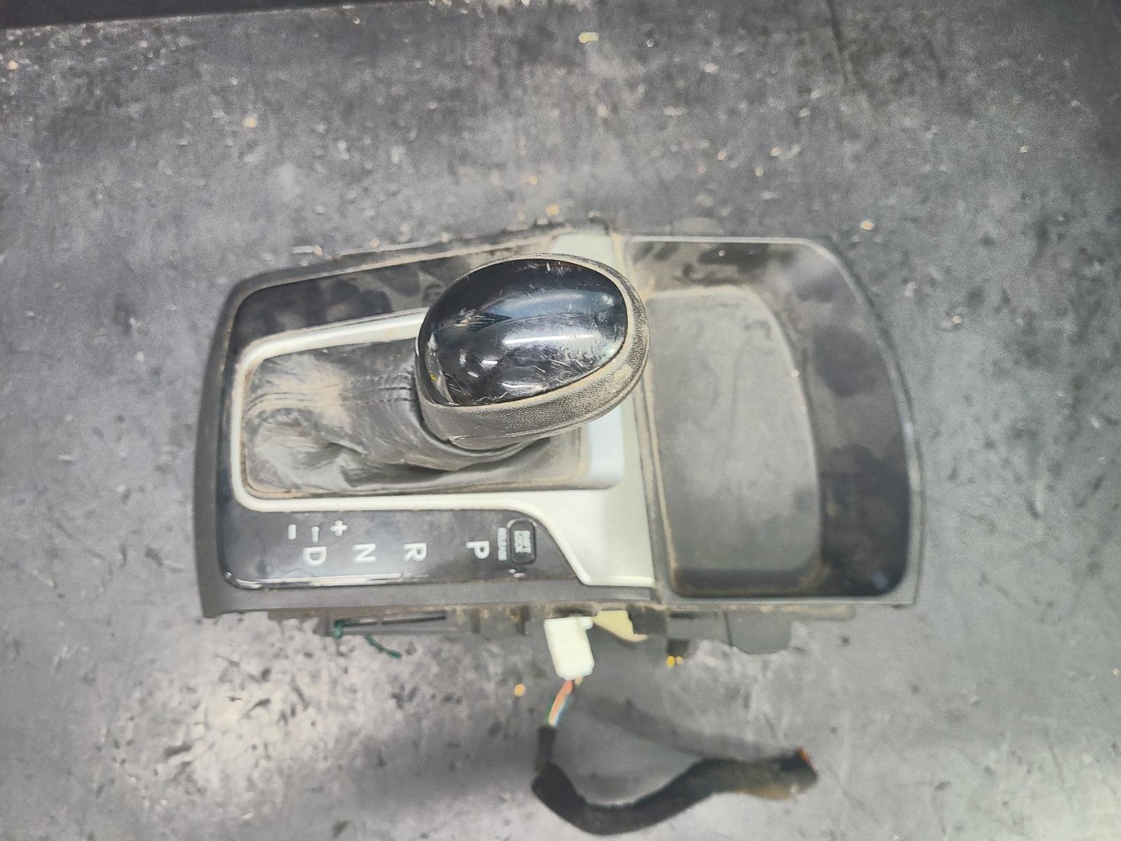 View Auto part Gear Stick/Shifter Hyundai I30 2013