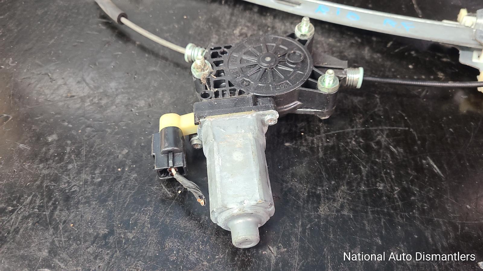 View Auto part Right Front Window Reg/Motor Kia Rio 2009