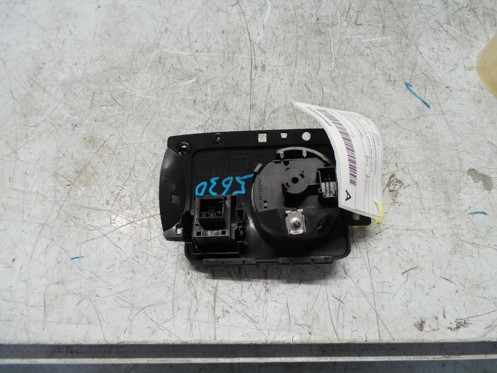 View Auto part Combination Switch Volkswagen Golf 2012