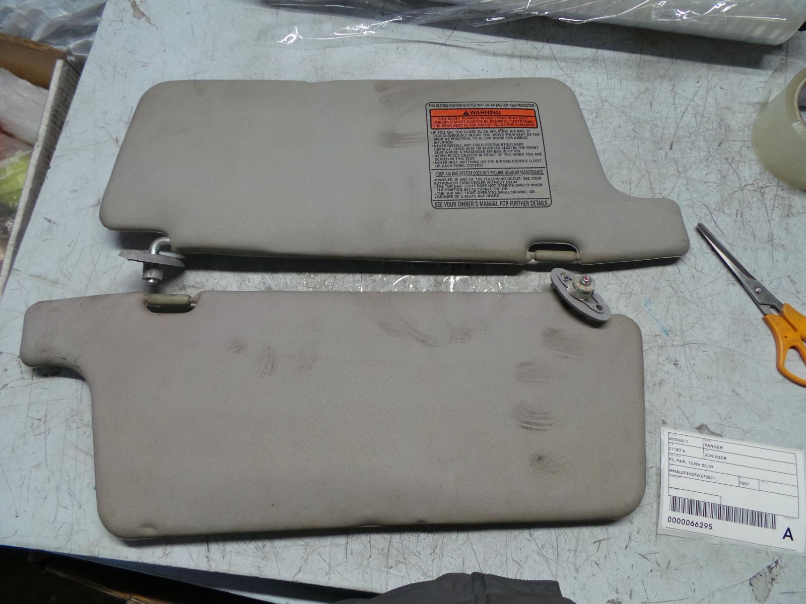 View Auto part Sunvisor Ford Ranger 2007