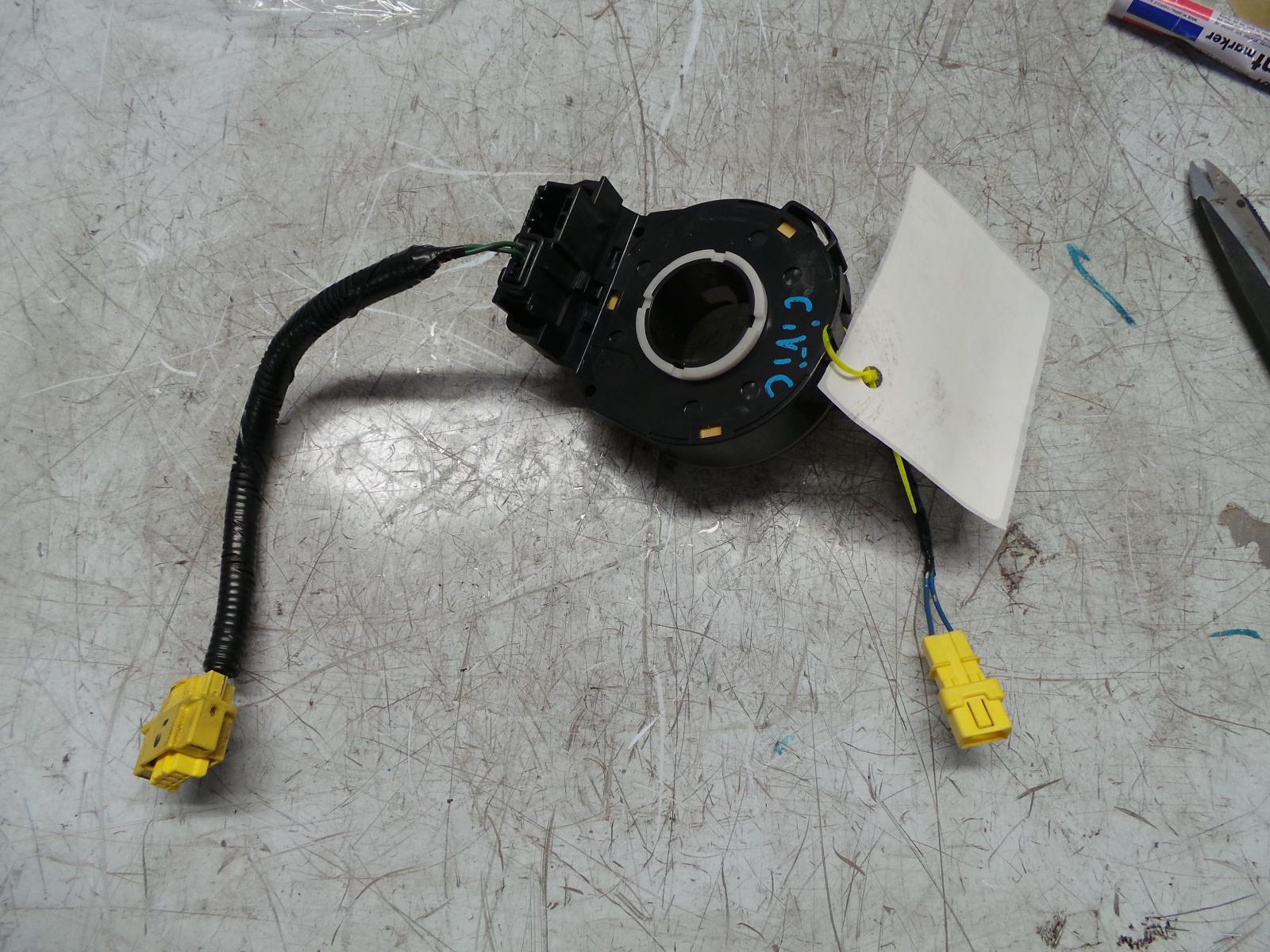 2004 Honda Civic Airbag Module/Sensor View Auto part Airbag Module/Sensor Honda Civic 2004