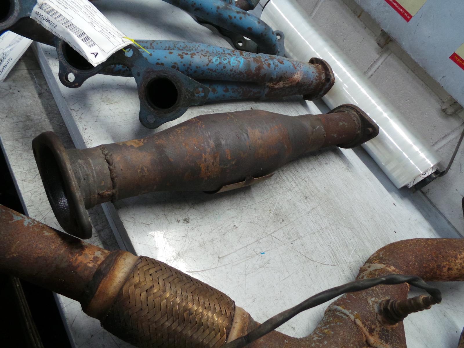 View Auto part Manifold Mitsubishi Pajero 2004