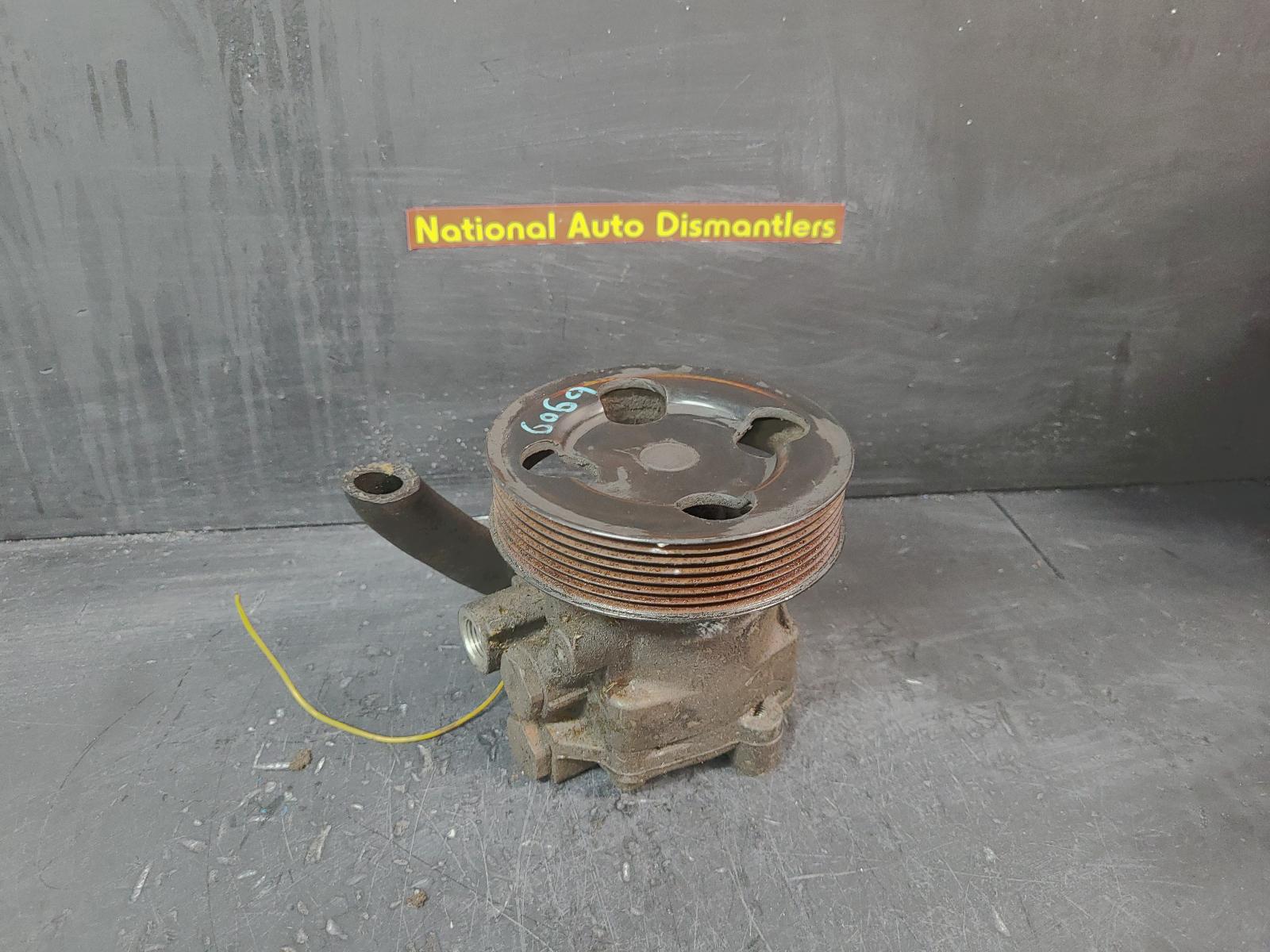 View Auto part Steering Pump Mitsubishi Pajero 2004