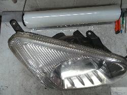 View Auto part Right Headlamp Toyota Rav4 2002