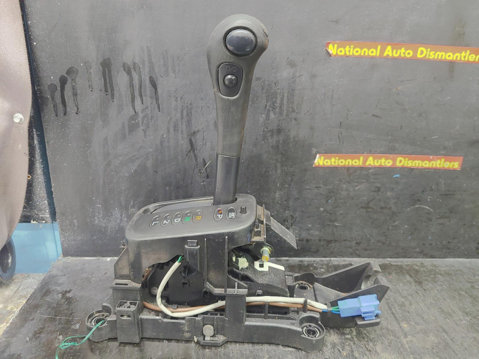 View Auto part Gear Stick/Shifter Toyota Rav4 2003