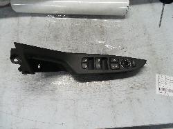 View Auto part Pwr Dr Wind Switch Hyundai I30 2013
