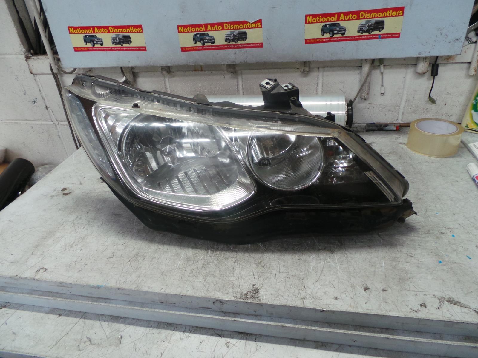 View Auto part Right Headlamp Honda Civic 2006